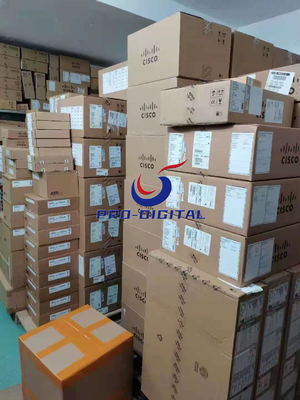 FG-81F 8 x GE RJ45 ポート 2 x RJ45/SFP 共有メディア WAN ポート 128GB SSD コンパクトデザイン