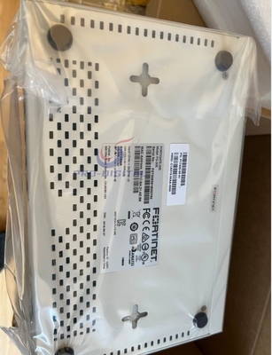 フォートネット FG-30E ワイヤードファイアウォール 900,000 回の同時セッション